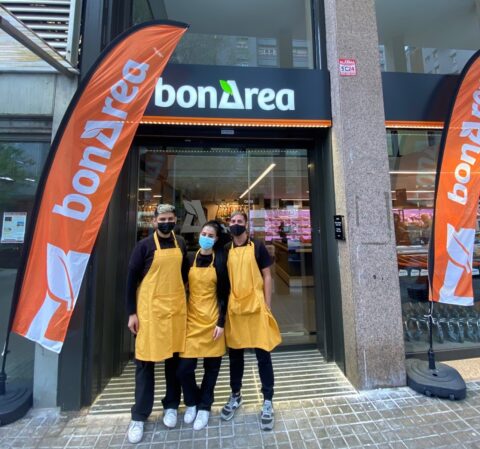 Resumen mensual de aperturas de tiendas bonÀrea en abril